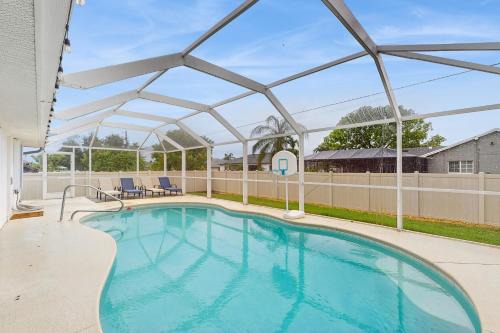 1006 SW 8th Ct