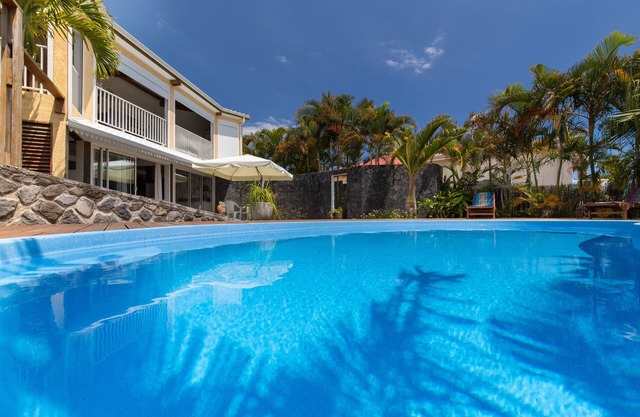 100m² charming guest apartment with private pool