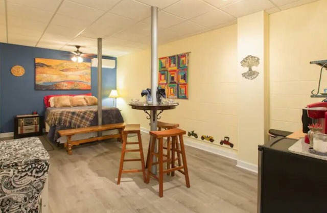 10min to downtown Asheville with long range views