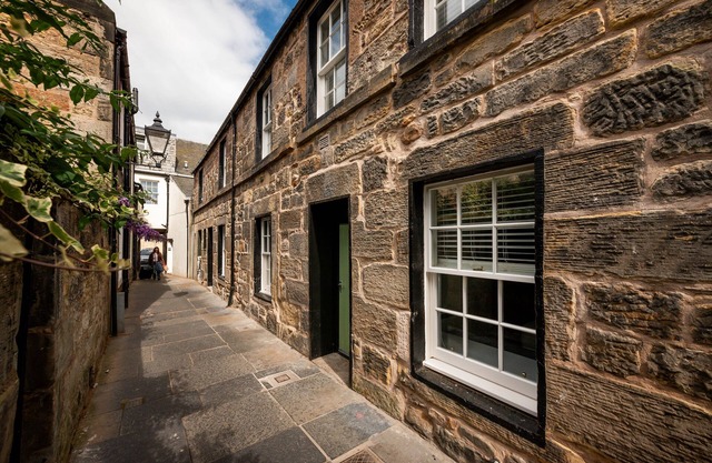 11 Crails Lane - sleeps 5 guests in 3 bedrooms