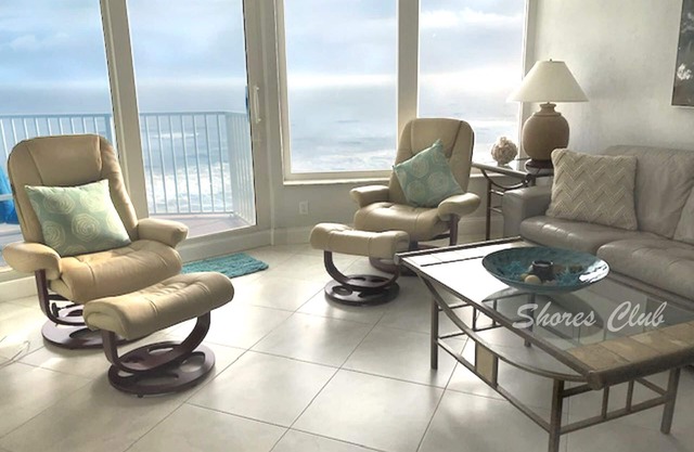 1102 Shores Club: 100% Remodeled/NO DRIVE BCH/A+ Views/Grills/Pool + Owner Mngd