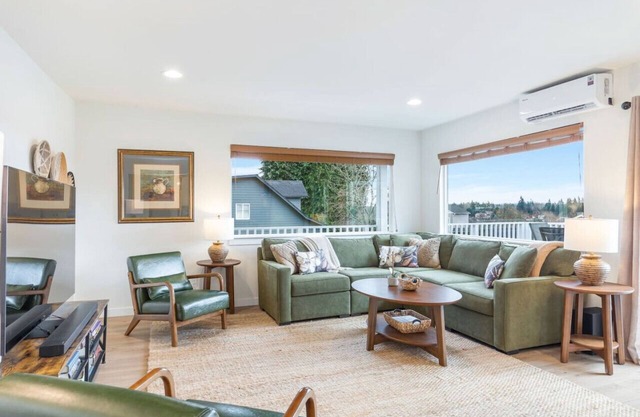 122 - Stylish Family Retreat