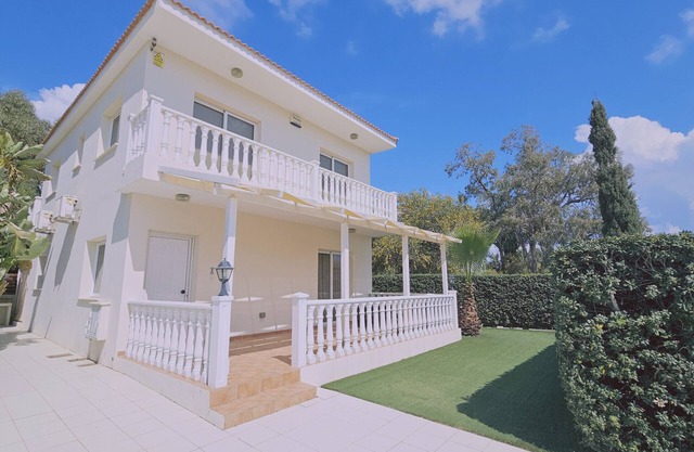 123 AN - STAY Nissi House