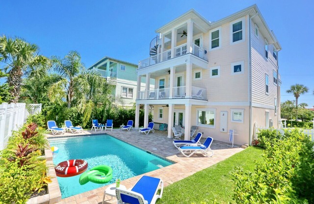 14 F Street, St. Augustine, FL 32080