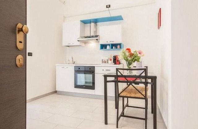 14. New Apartment perfect for 2! With Balcony!