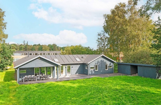 14 person holiday home in Grenaa