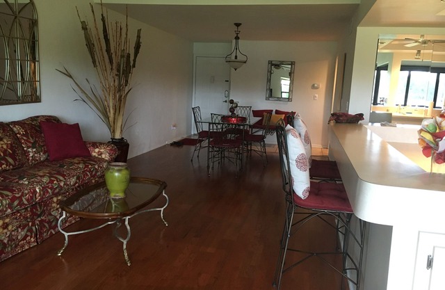 1450 sq.ft. Ft. Myers Condo @ SW Florida's Best Kept Country Club Secret
