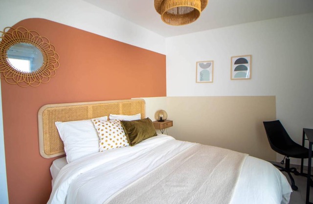 147 m² Private room ∙ 1 bedroom ∙ 5 guests