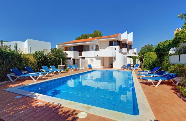 15% DISCOUNT ON THE LAST DAYS AVAILABLE 28/08 TO 6/09 HURRY TO HAVE A GREAT TIME
