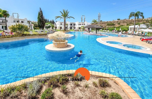 #168 Fully Equiped, AC, Pool and Mini Golf