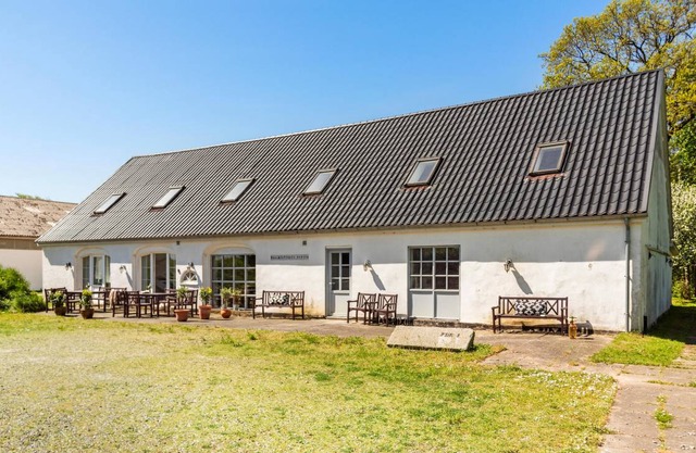 179 m² Apartment ∙ 5 bedrooms ∙ 10 guests