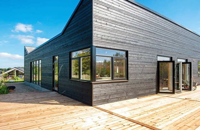 18 person holiday home in Grenaa