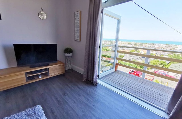 180 degrees sea view