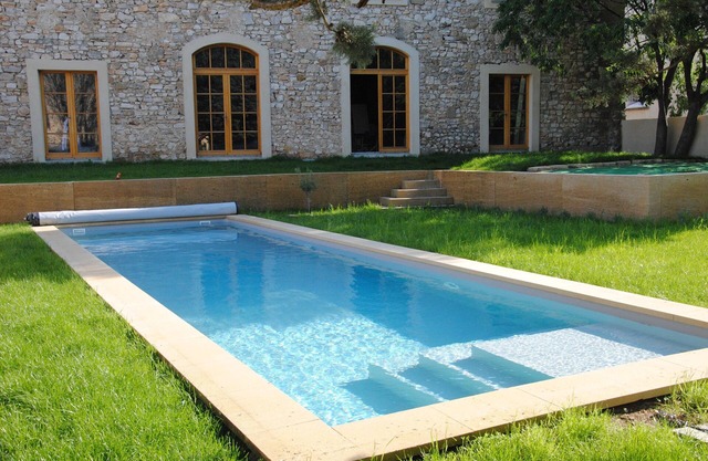 180m2 building with 12x4m saltwater pool