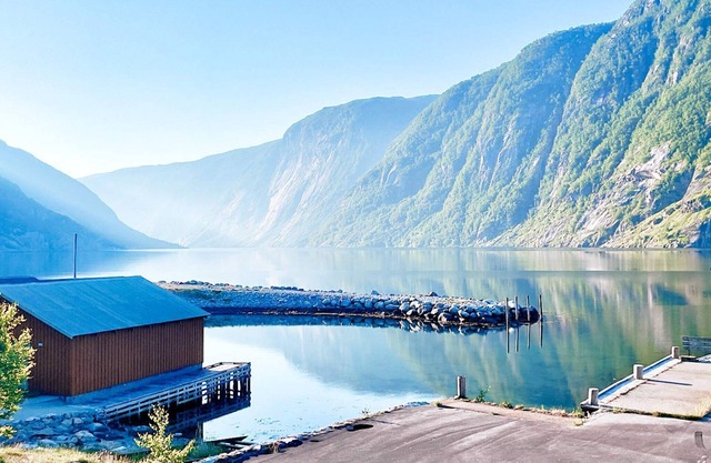 19 person holiday home in Jøsenfjorden-By Traum