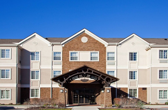 1BR Condo | Free Breakfast + Indoor Pool + Hot Tub