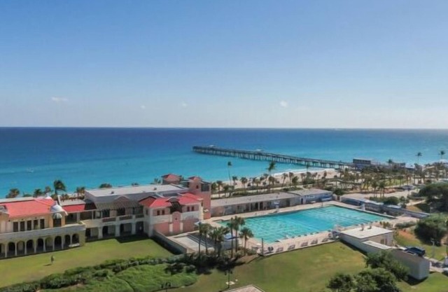 1BR Villa near beach- King Bed TV in room - Villa 2