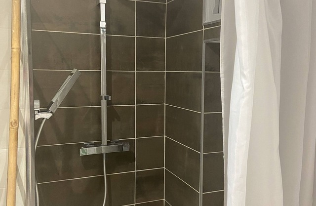 1re Étage de Maison Avec Piscine