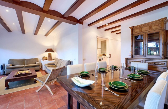 1SACAL - Spacious 4 bedroom apartment with nice terrace and 200m from the beach of Llafranc