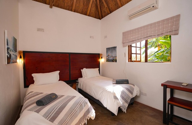 2 bed apartment with pool - 2126