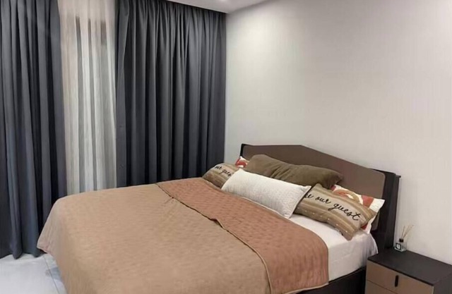 2 Bed with wraparound balcony.
