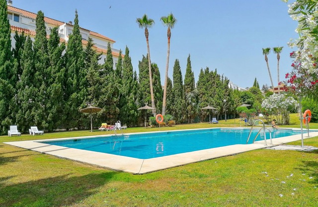 2 bedroom apartment close to the beach