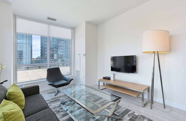 2 Bedroom/2 Bathroom Suite