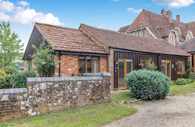 2 bedroom accommodation in Blandford Forum
