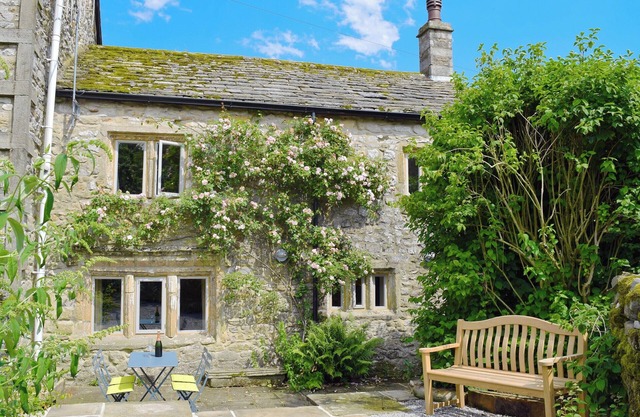 2 bedroom accommodation in Kettlewell