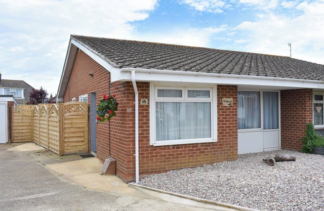 2 bedroom accommodation in Godshill, near Newport