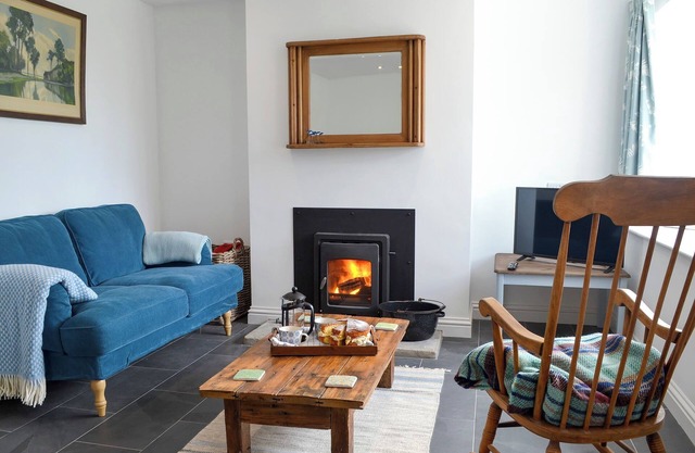 2 bedroom accommodation in Borth, near Aberystwyth