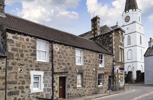 2 bedroom accommodation in Comrie, near Crieff