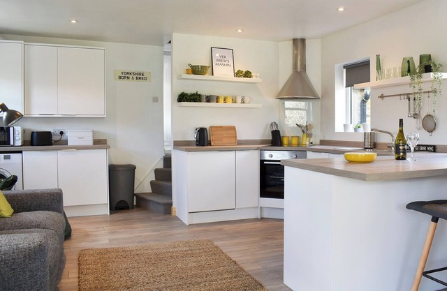 2 bedroom accommodation in Addingham, near Ilkley