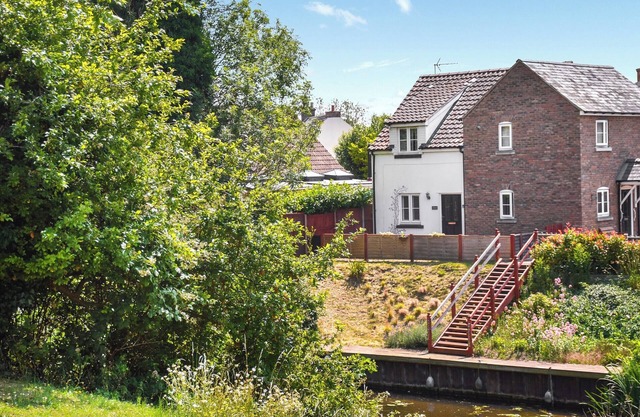 2 bedroom accommodation in March, near Wisbech