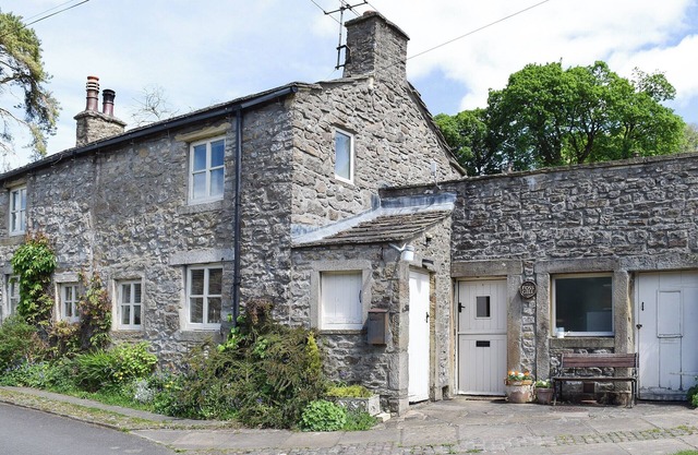 2 bedroom accommodation in Starbotton, near Skipton