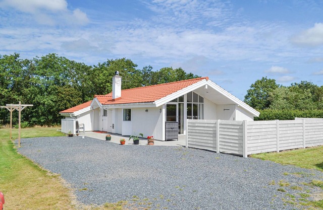 2 bedroom amazing home in Hemmet