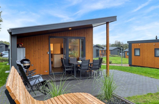 2 bedroom amazing home in Süsel