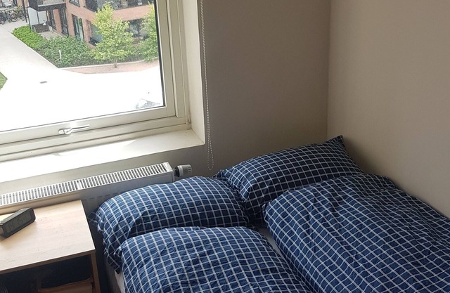 2-bedroom apartment in central Oslo. Located right next to Løren subway