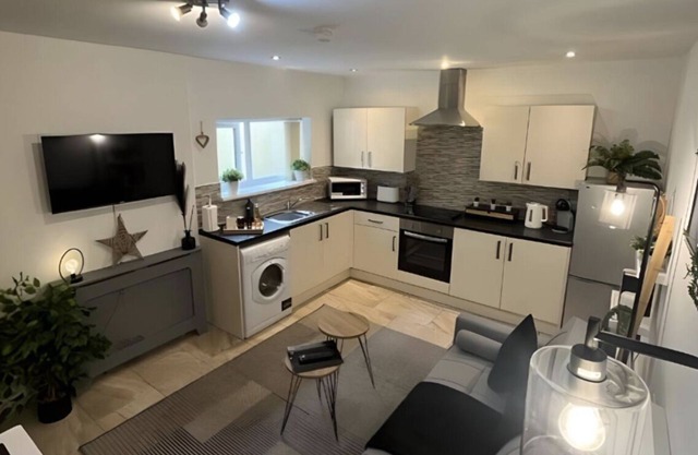 2 Bedroom Apartment, Principality Stadium