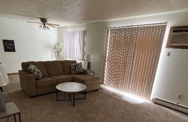 2 bedroom apartment with balcony