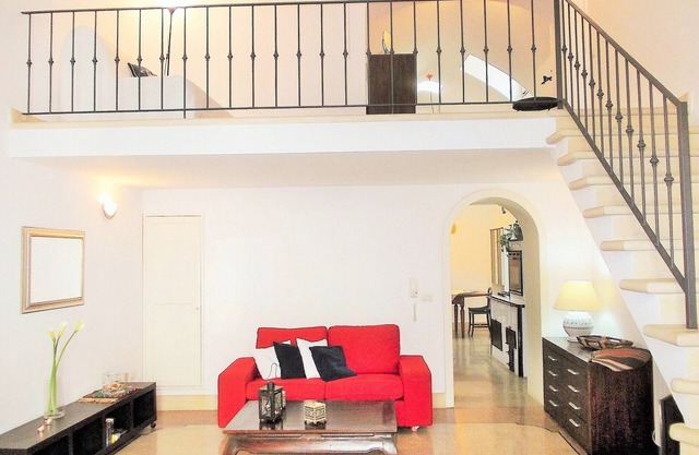 2 bedroom apt - historical building - private parking