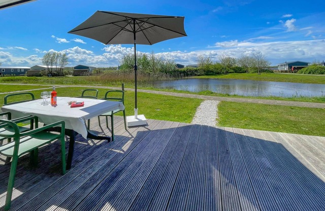 2 bedroom awesome home in Lauwersoog