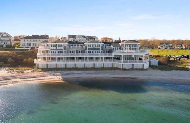 2 Bedroom Beachfront Falmouth Condo RPAM051