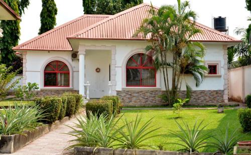 2 Bedroom Bungalow in Alalubosa GRA
