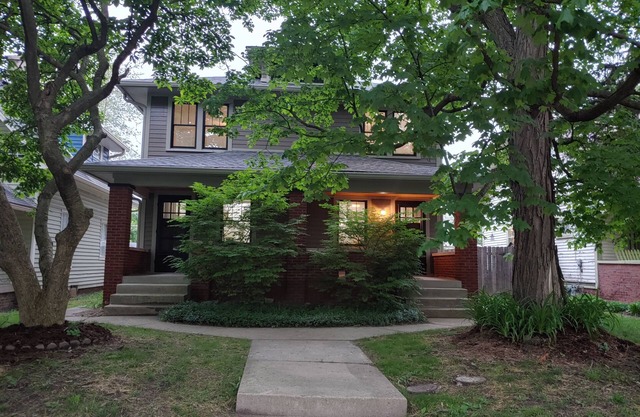 2 Bedroom Dble. 1 1/2 Bath, Pet Friendly