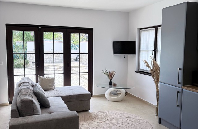 2 Bedroom Garden Villa with pool, near to Sunny beach.