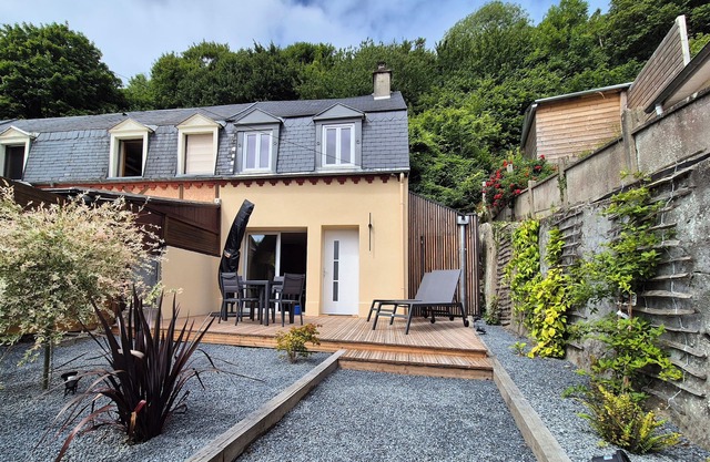 2-bedroom gite 5 minutes from the beach.