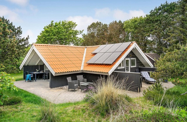 2 bedroom gorgeous home in Ringkøbing