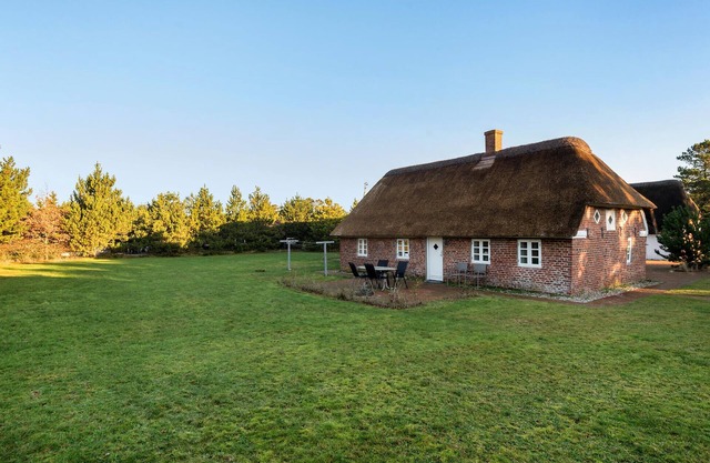 2 bedroom lovely home in Blåvand