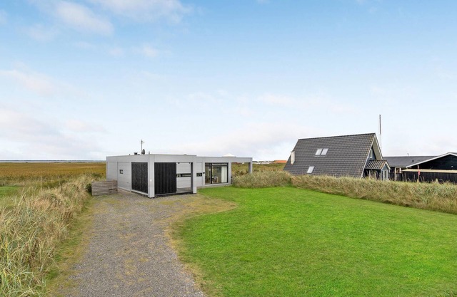 2 bedroom lovely home in Ulfborg